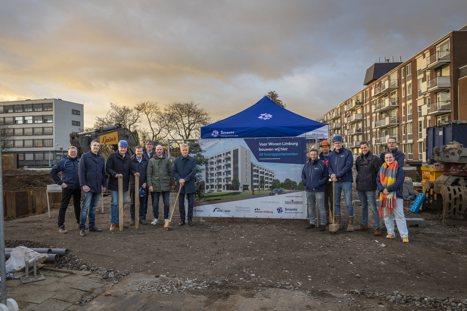 Bouwstart Dr Bakstraat groepsfoto